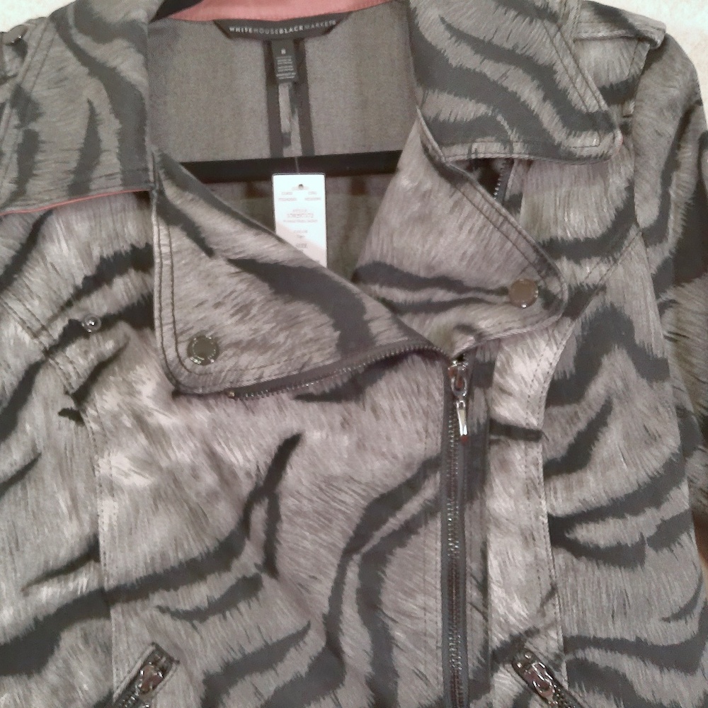 NWT White House Black Market Tiger Contrast Jacket, Zips Snaps & Belted SZ8 - Picture 7 of 16